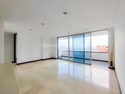 Apartamento de 3 alcobas en venta en Aves Maria, Sabaneta, 115 m² · foto 3 de 17