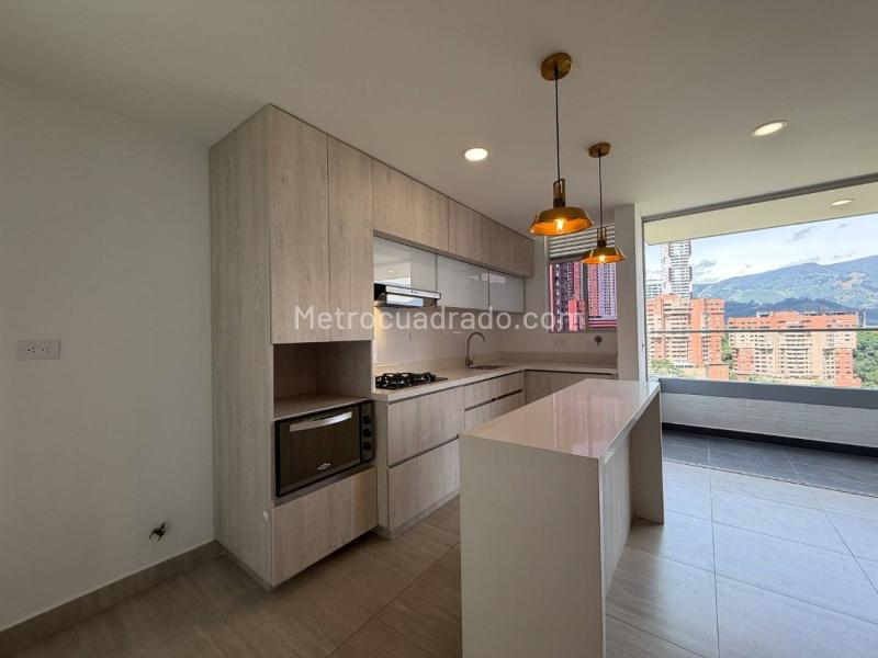 2BR Apartment in Alto De Las Flores (78 m²) - 4