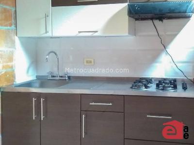 Apartamento de 3 alcobas en venta en Maria Auxiliadora, Sabaneta, 53 m² · foto 3 de 20
