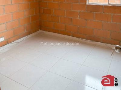 Apartamento de 3 alcobas en venta en Maria Auxiliadora, Sabaneta, 53 m² · foto 10 de 20