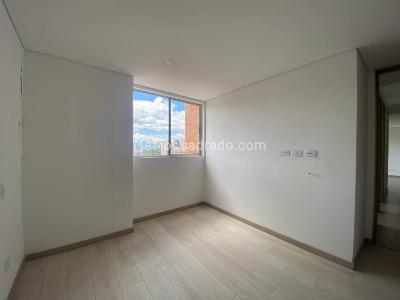Apartamento de 3 alcobas en venta en Vereda San Jose, Sabaneta, 67 m² · foto 4 de 12