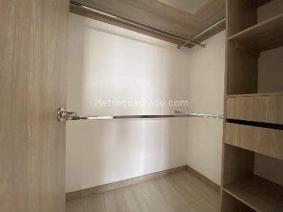 Apartamento de 3 alcobas en venta en Vereda San Jose, Sabaneta, 67 m² · foto 6 de 12
