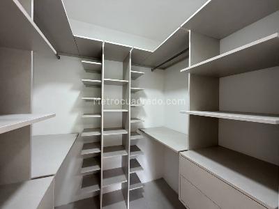 Apartamento en venta en Jardines, Envigado · foto 9 de 13