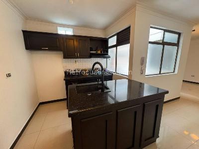 Apartamento de 3 alcobas en arriendo en Centro, Sabaneta, 77 m² · foto 2 de 14
