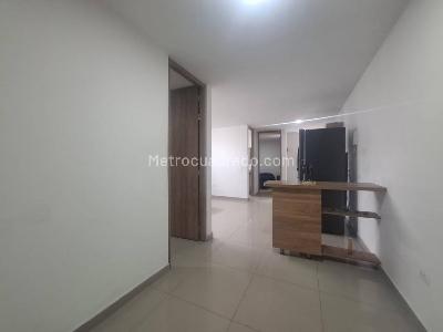 Apartamento en venta en Centro, Itagüí · foto 3 de 9