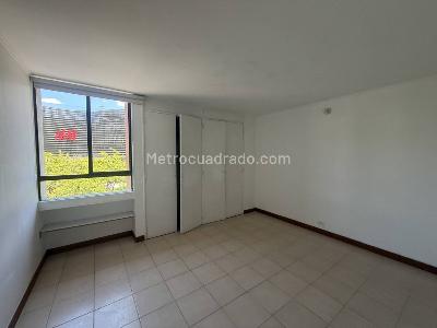 Apartamento en venta en El Portal, Envigado · foto 4 de 12