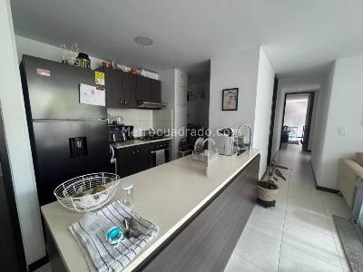 Apartamento de 3 alcobas en venta en Vegas De San Jose, Sabaneta, 87 m² · foto 5 de 16
