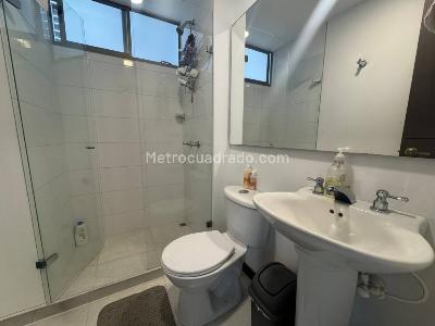 Apartamento de 3 alcobas en venta en Vegas De San Jose, Sabaneta, 87 m² · foto 8 de 16