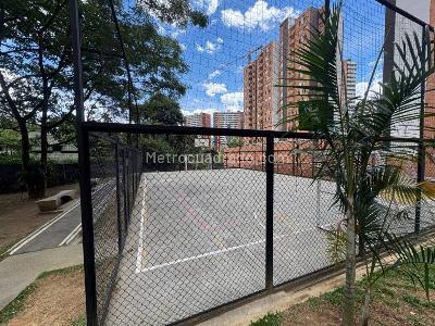 Apartamento de 3 alcobas en venta en Vegas De San Jose, Sabaneta, 87 m² · foto 15 de 16