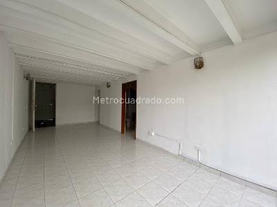 Apartamento de 3 alcobas en venta en La Magnolia, Envigado, 72 m² · foto 3 de 10