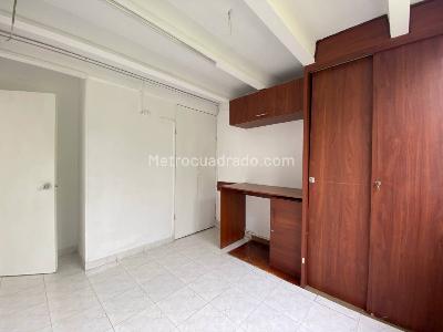 Apartamento de 3 alcobas en venta en La Magnolia, Envigado, 72 m² · foto 5 de 10
