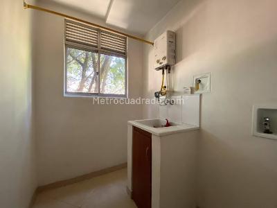 Apartamento de 3 alcobas en venta en Zuñiga, Envigado, 87 m² · foto 10 de 14