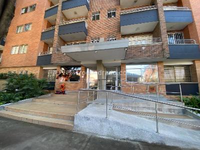 Apartamento de 3 alcobas en venta en Zuñiga, Envigado, 87 m² · foto 12 de 14