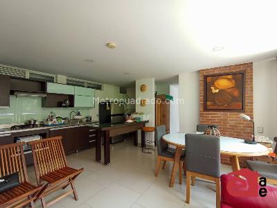 Apartamento de 3 alcobas en venta en Loma Del Barro, Envigado, 94 m² · foto 1 de 15