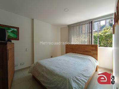Apartamento de 3 alcobas en venta en Loma Del Barro, Envigado, 94 m² · foto 4 de 15