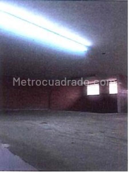 Bodega en Arriendo, MONTEVIDEO, Bogotá D.C. - Más