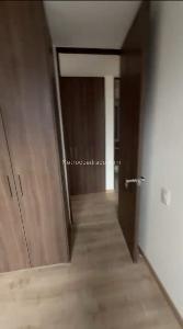 Apartamento de 3 alcobas en venta en Ciudadela La Felicidad, Bogotá, 70 m² · foto 9 de 20