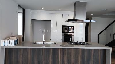 Apartamento de 3 alcobas en venta en Ciudadela La Felicidad, Bogotá, 182 m² · foto 4 de 20