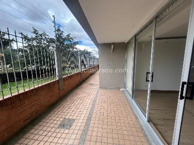 Apartamento de 3 alcobas en venta en Modelia, Bogotá, 116 m² · foto 11 de 16