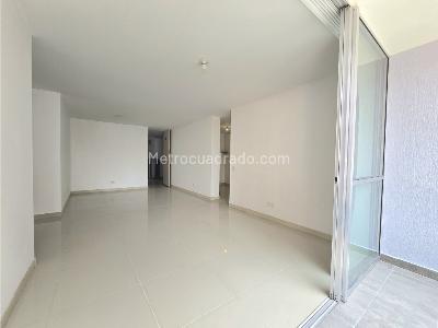 Apartamento de 3 alcobas en venta en Sabaneta, Sabaneta, 85 m² · foto 4 de 14