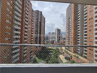 Apartamento de 3 alcobas en venta en Sabaneta, Sabaneta, 85 m² · foto 5 de 14