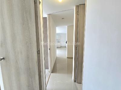 Apartamento de 3 alcobas en venta en Sabaneta, Sabaneta, 85 m² · foto 6 de 14
