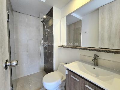 Apartamento de 3 alcobas en venta en Sabaneta, Sabaneta, 85 m² · foto 8 de 14
