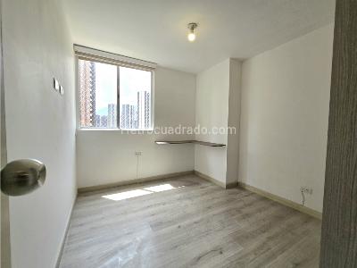 Apartamento de 3 alcobas en venta en Sabaneta, Sabaneta, 85 m² · foto 10 de 14