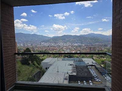Apartamento en venta en Loma Del Escobero, Envigado · foto 4 de 12