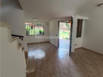 Casa de 3 alcobas en venta en El Trianon, Envigado, 97 m² · foto 4 de 14
