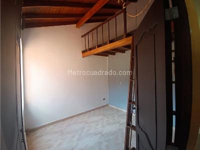 Casa de 3 alcobas en venta en El Trianon, Envigado, 97 m² · foto 10 de 14