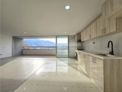 Apartamento de 2 alcobas en venta en La Doctora, Sabaneta, 141 m² · foto 4 de 17