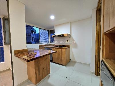 Apartamento de 3 alcobas en venta en San Jose, Sabaneta, 105 m² · foto 6 de 20