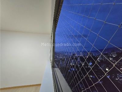 Apartamento de 3 alcobas en venta en San Jose, Sabaneta, 105 m² · foto 12 de 20