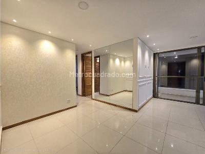Apartamento de 3 alcobas en venta en San Jose, Sabaneta, 105 m² · foto 13 de 20