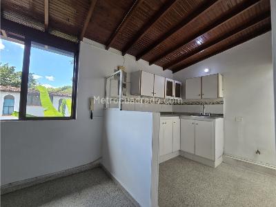 Casa de 5 alcobas en venta en Milan, Envigado, 186 m² · foto 4 de 20