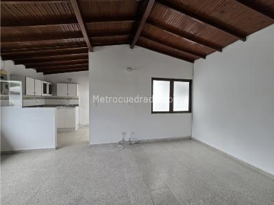 Casa de 5 alcobas en venta en Milan, Envigado, 186 m² · foto 9 de 20