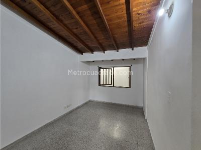 Casa de 5 alcobas en venta en Milan, Envigado, 186 m² · foto 13 de 20