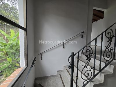 Casa de 5 alcobas en venta en Milan, Envigado, 186 m² · foto 14 de 20