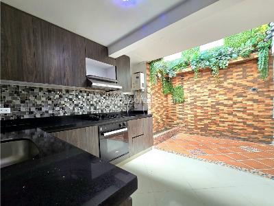 Casa de 3 alcobas en venta en El Trianon, Envigado, 122 m² · foto 6 de 20