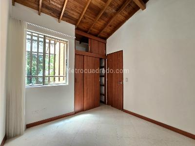 Casa de 3 alcobas en venta en El Trianon, Envigado, 122 m² · foto 15 de 20
