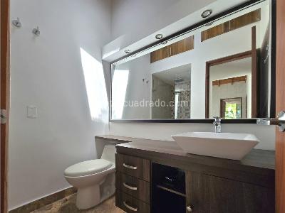 Casa de 3 alcobas en venta en El Trianon, Envigado, 122 m² · foto 16 de 20