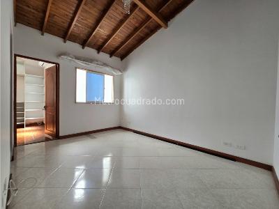 Casa de 3 alcobas en venta en El Trianon, Envigado, 122 m² · foto 18 de 20