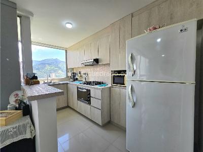 Apartamento en venta en Suramerica, Itagüí · foto 3 de 12
