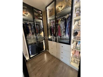 Apartamento en venta en Sabaneta, Sabaneta · foto 8 de 12