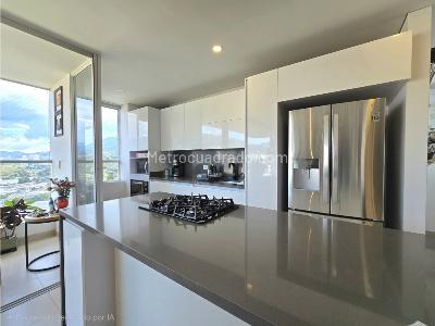 Apartamento en venta en Suramerica, Itagüí · foto 5 de 17