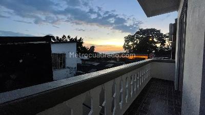 Casa en venta en El Jardin, Pereira · foto 3 de 14