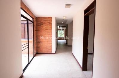 Casa de 3 alcobas en venta en El Tigre, Pereira, 958 m² · foto 9 de 19