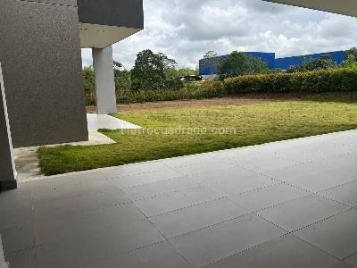 Casa de 3 alcobas en venta en Cerritos, Pereira, 1500 m² · foto 15 de 18