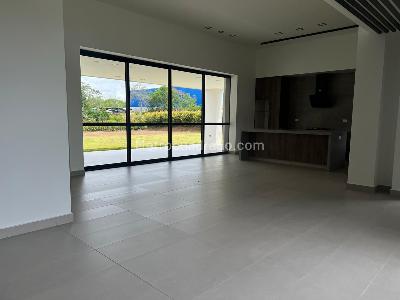 Casa de 3 alcobas en venta en Cerritos, Pereira, 1500 m² · foto 2 de 18
